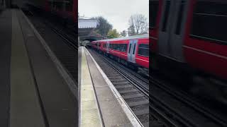 Gatwick Express passing balcombe for London Victoria [upl. by Seagrave743]