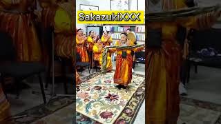 Voilà La Vraie Danse Kabyle Traditionnel Avec Timɣarin Lvaraka 👵🏼😍 [upl. by Lloyd]