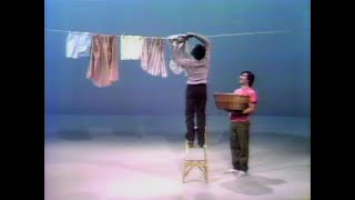 Classic Sesame Street  Cooperation Hanging Laundry Luis and David [upl. by Astrix]