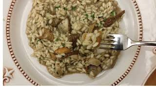 Risotto ai funghi porcini e finferli dal bosco alla tavola tecnica cremosità e alta digeribilità [upl. by Anelac]