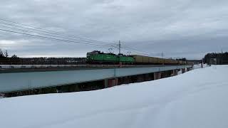 Göteborg  Luleå freight train crossing the Tallberg bridge [upl. by Hakeem31]