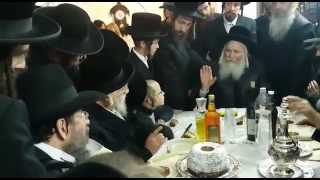 Bobov Rebbe 48 Teaches Mona Rosenblum Song [upl. by Buddy574]