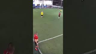 Golaço de calcanhar 😬⚽️🥅 boleirosdofutebol21 [upl. by Tannie]