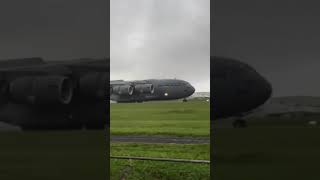 Landing C17 Globemaster ✈️ aviation spotting planespotter [upl. by Bannerman]