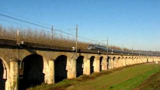 TGV Atlantique sur le viaduc de Langon 33 [upl. by Yeclek673]