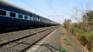 12869 Mumbai CSTHowrah Super Fast Express [upl. by Yecam]