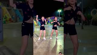 kamariya lachke dance nandini091013 dancer trending dancecover bollywood youtubeshorts [upl. by Anawot]