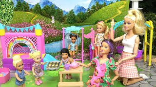 Barbie and Ken at Barbie’s Dream House w Barbie Sister Chelsea Helping at Skipper’s Daycare [upl. by Stesha]