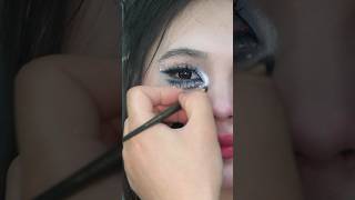 Tips makeup eyelid tutorials koreanmakeup beauty makeupartist [upl. by Rodrich]