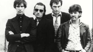 Dr Feelgood  Im A Man Live [upl. by Andrade]