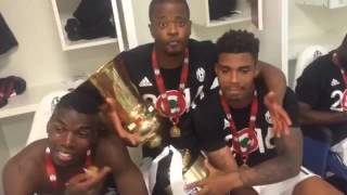 Pogba  Evra et Lemina dans les vestiaires après la victoire de la Juventus  Coupe dItalie [upl. by Neumann]