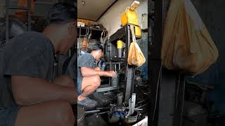 CRANKSHAFT BEARING REMOVAL TECHNIQUE ‼️ [upl. by Roanne607]