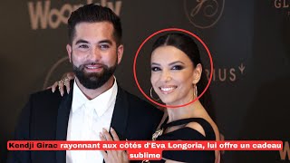 Kendji Girac rayonnant aux côtés dEva Longoria lui offre un cadeau sublime [upl. by Jonette557]