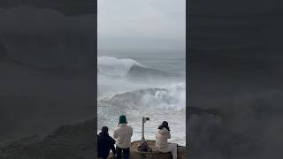 Campeonato de Big surfe com as maiores ondas do mundo 😱 nazaré [upl. by Ilyssa191]