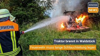 HERBSTEIN Traktor brennt im Wald  Feuerwehr muss Wasser zum Einsatzort schaffen [upl. by Compte]