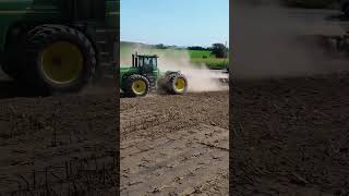 John Deere 9320 grunting on Pottinger speed disc [upl. by Arihat]