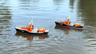 Two 112th Scale Waveney Lifeboats from Barry Dock and Hartlepool [upl. by Rachael]