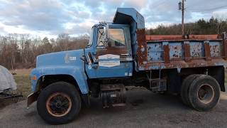 CAT 3208 Cold Start 1976 Ford 8000 [upl. by Epoh465]