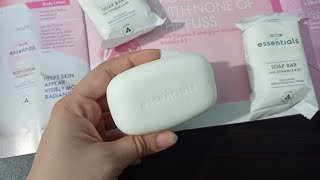 Oriflame Glow Essentials Soap Bar with Vitamins E amp B3 Review  Beauty for Everyone [upl. by Serolod]