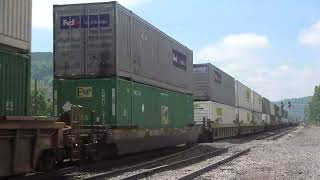 Norfolk Southern Intermodal cruising through Johnstown [upl. by Beret832]