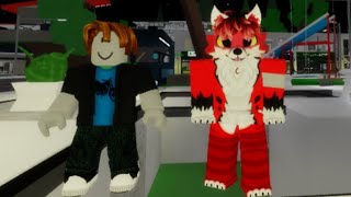 today I play wolfcraftian Hangout on Roblox with my friend Jacob [upl. by Lamak]