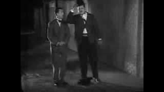 Slapstick clips  Do Detectives Think 1927 [upl. by Nivrag988]