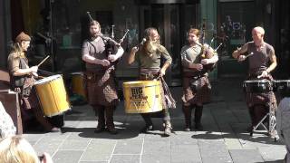 bagpipe musica celtica  glasgow 2011  CLANADONIA  Hamsterheid panasonic sd90 full hd [upl. by Anwahsat]