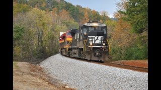 NS 8803 leads NS 220 Oxford AL 112117 [upl. by Aenea]