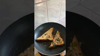 Bread toast 🍞 bread breadtoast breadrecipe breadtoaster foryou foryourpage srilanka bread [upl. by Mufi]