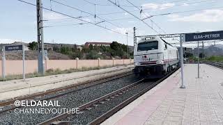 Locomotora 3340254 circulando aislada por la estación de EldaPetrereldarail [upl. by Anile83]