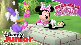 Los cuentos de Minnie El gatito de Clarabelle  Disney Junior Oficial [upl. by Zitah]