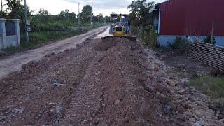 Operator Heavy Dozer KOMATSU Showing Skill Technique Moving Soil [upl. by Gunzburg]