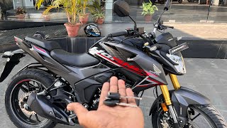 Finally Here is All New Honda HORNET 20 Black Review On Road Price MileageNew Features [upl. by Sivram]