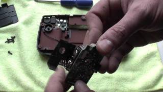 Sega Game Gear Tutorial  Fully Dismantling The System [upl. by Demetre]