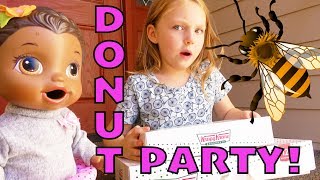 BABY ALIVE gets a SWEET TREAT SURPRISE The Lilly and Mommy Show The TOYTASTIC Sisters FUNNY SKIT [upl. by Jonathan]