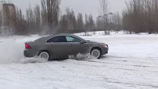 Volvo S80 V8 AWD winter snow drift [upl. by Evilo]