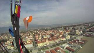 Volare in Tandem sul lungomare della Versilia in paramotore [upl. by Vergil]