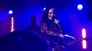 Ashley McBryde  Sparrow live at the Hammersmith Apollo London 20 Jan 2024 [upl. by Glaab]