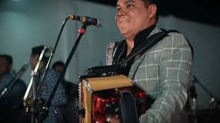 Sobre Mis Pies En Vivo  La Xplosiva Banda San Jose Ft Conjunto Ssolido [upl. by Selby]