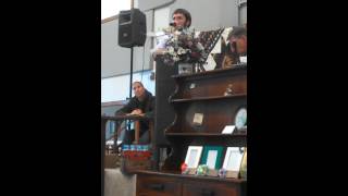 Amish auctioneer  Hartville Christian School Benifit Auction 2014 [upl. by Daloris]