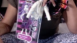 Compras para mis Monster High  Ropa accesorios juguetes [upl. by Etnaed57]