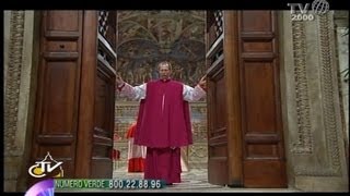 Conclave il Maestro delle Celebrazioni Liturgiche Pontificie ordina quotextra omnesquot [upl. by Aisena]