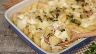 Pasta al forno con zucchine e salsiccia  Ricette che Passione [upl. by Rahr]