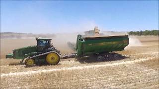 GrainKing 36T Chaser Bin on 3 metre Tracks Demo Boekemans [upl. by Selyn]