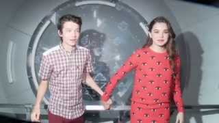 Enders Game  Cast Fan Experience at ComicCon 2013 [upl. by Llirrehs]