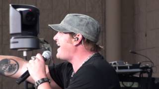 Jerrod Niemann  We Know How To Rock [upl. by Ahtenek125]