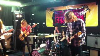 Bruise Cruise Festival 2011  Ty Segall  Finger [upl. by Hansen347]