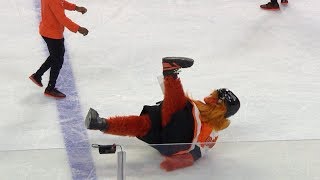 Flyers new mascot quotGrittyquot takes a spill on his first night [upl. by Aronow]