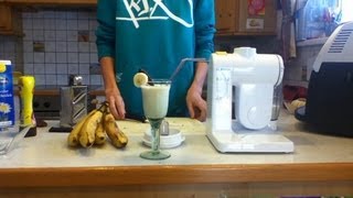 Rezept Bananen Milchshake zubereiten  so gehts [upl. by Nnylrac]