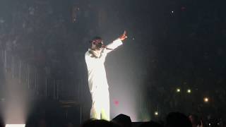 Kendrick Lamar has entire arena rap Humble for him [upl. by Un]